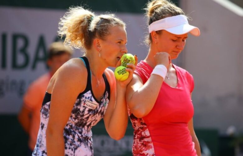 Крейчикова и Синякова bet365
