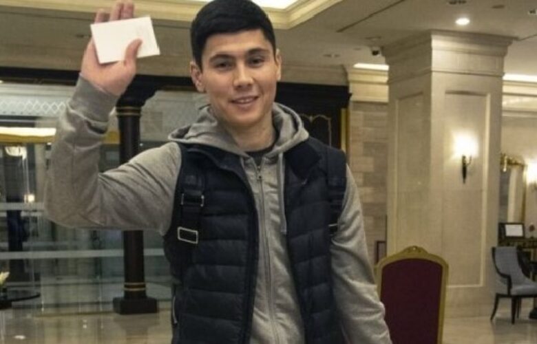 Бауиржан Исламхан bet365