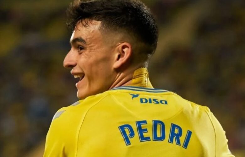 Байерн (Мюнхен) ще опита да привлече в състава си Педри bet365