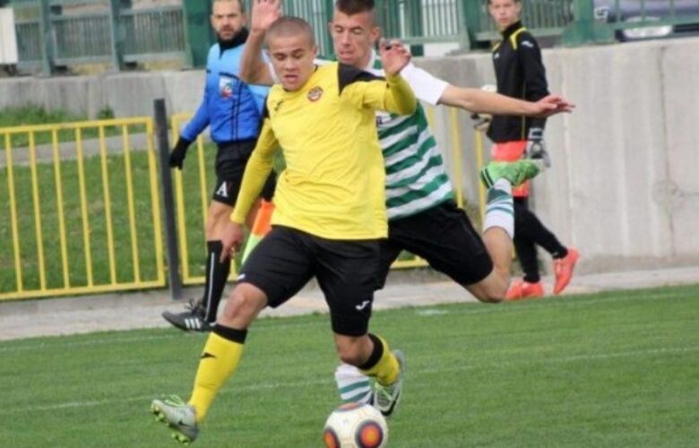 Крис Добрев се завръща в игра за Ботев (Пд) bet365