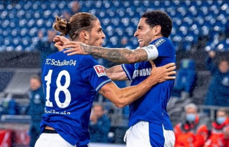 Шалке 04 спечели първа точка от началото на сезона в Бундеслигата bet365